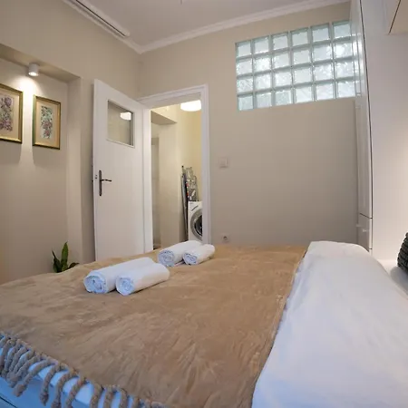 Planeta Dos Sonhos - Fast Wi-fi, 1bdr, Centre *