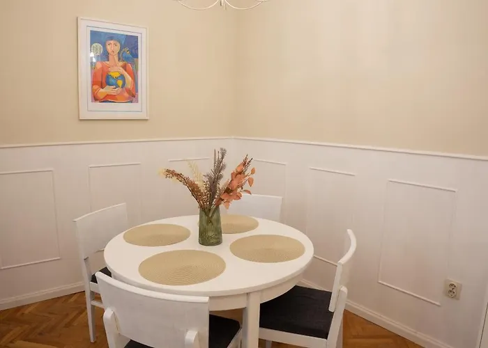 Planeta Dos Sonhos - Fast Wi-fi, 1bdr, Centre *