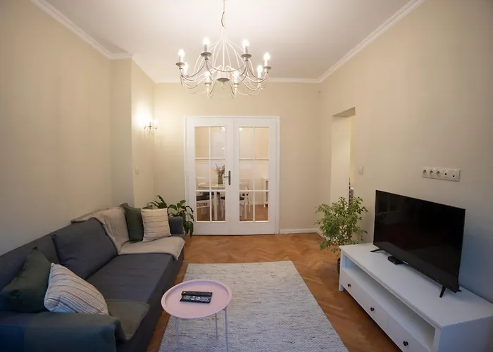 Apartamento Planeta Dos Sonhos - Fast Wi-fi, 1bdr, Centre Sofía