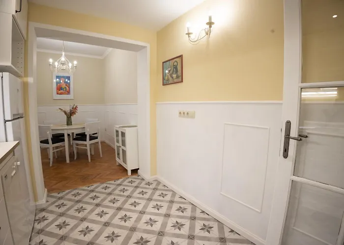 Planeta Dos Sonhos - Fast Wi-fi, 1bdr, Centre Apartamento Sofía