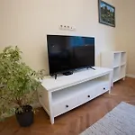 Planeta Dos Sonhos - Fast Wi-fi, 1bdr, Centre * Sofia