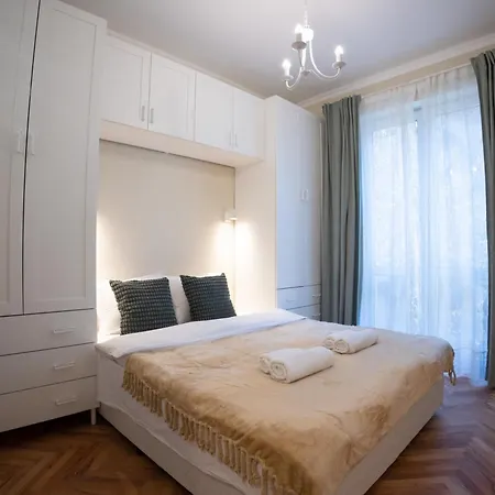 Apartament Planeta Dos Sonhos - Fast Wi-fi, 1bdr, Centre *