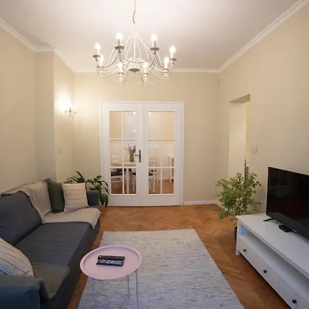 Apartament Planeta Dos Sonhos - Fast Wi-fi, 1bdr, Centre Sofia