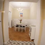 Apartment Planeta Dos Sonhos - Fast Wi-fi, 1bdr, Centre