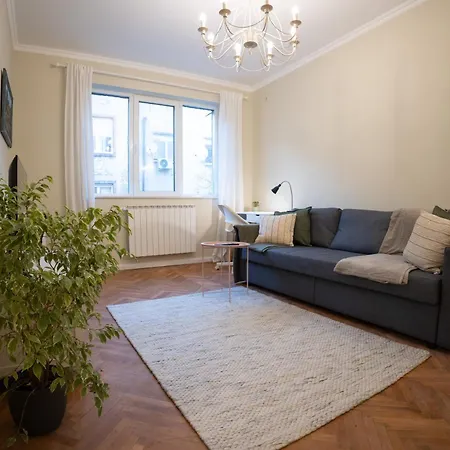 Apartamento Planeta Dos Sonhos - Fast Wi-fi, 1bdr, Centre Sofía