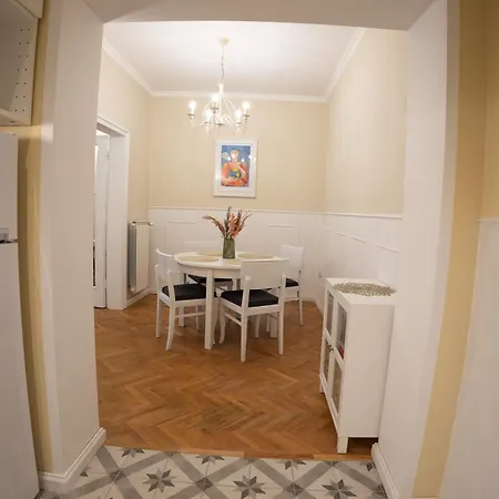 Apartamento Planeta Dos Sonhos - Fast Wi-fi, 1bdr, Centre