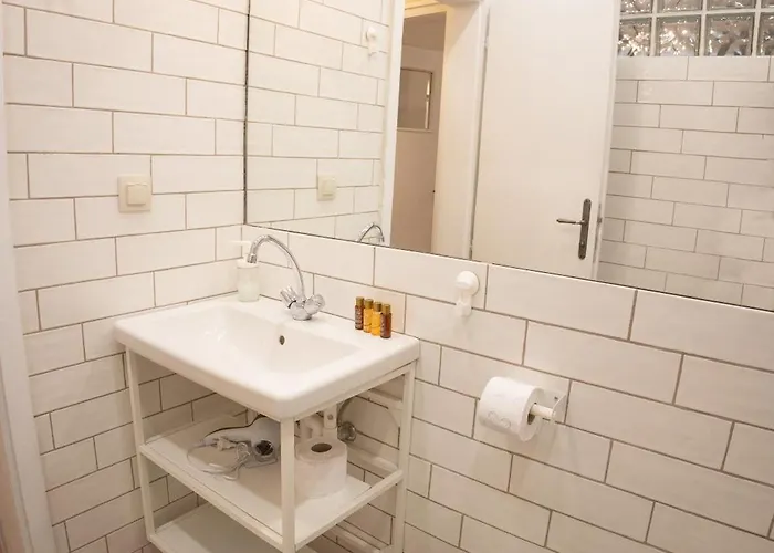 Planeta Dos Sonhos - Fast Wi-fi, 1bdr, Centre *