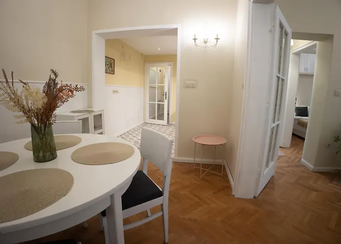 アパート Planeta Dos Sonhos - Fast Wi-fi, 1bdr, Centre *