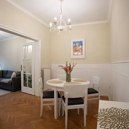 Planeta Dos Sonhos - Fast Wi-fi, 1bdr, Centre